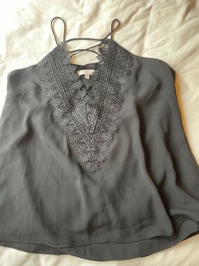 Wayf Black Lace-Trim Strappy V-Neck Cami